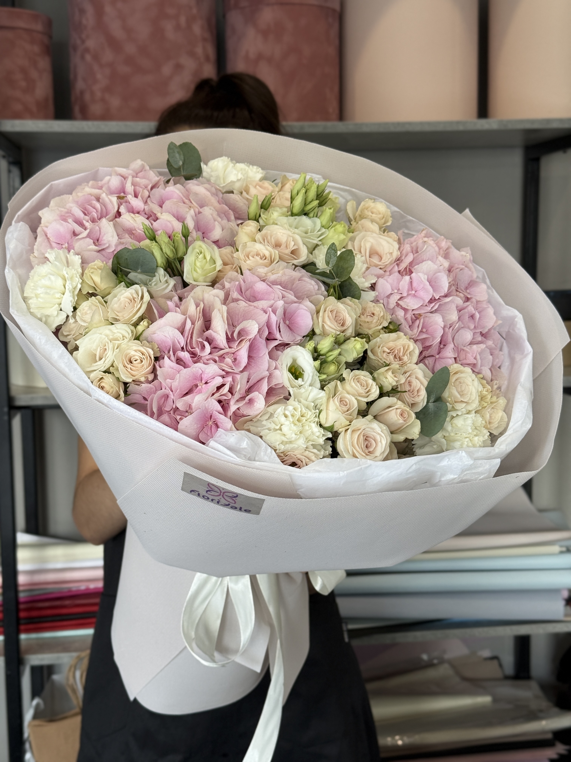 klassicheskiy-buket-aly:-buket,-kotoryy-sogrevaet-dushu