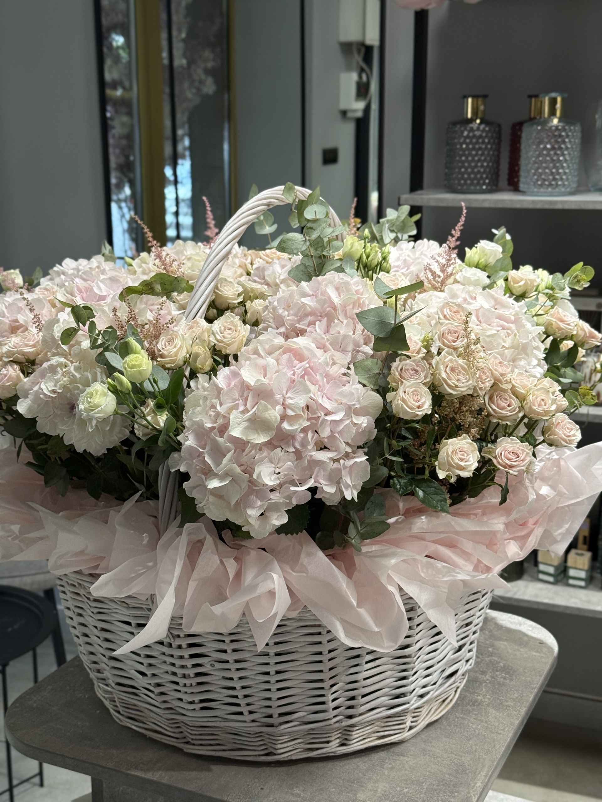 kompozitsiya-v-korzine-molli:-kogda-ne-nuzhno-iskaty-povoda