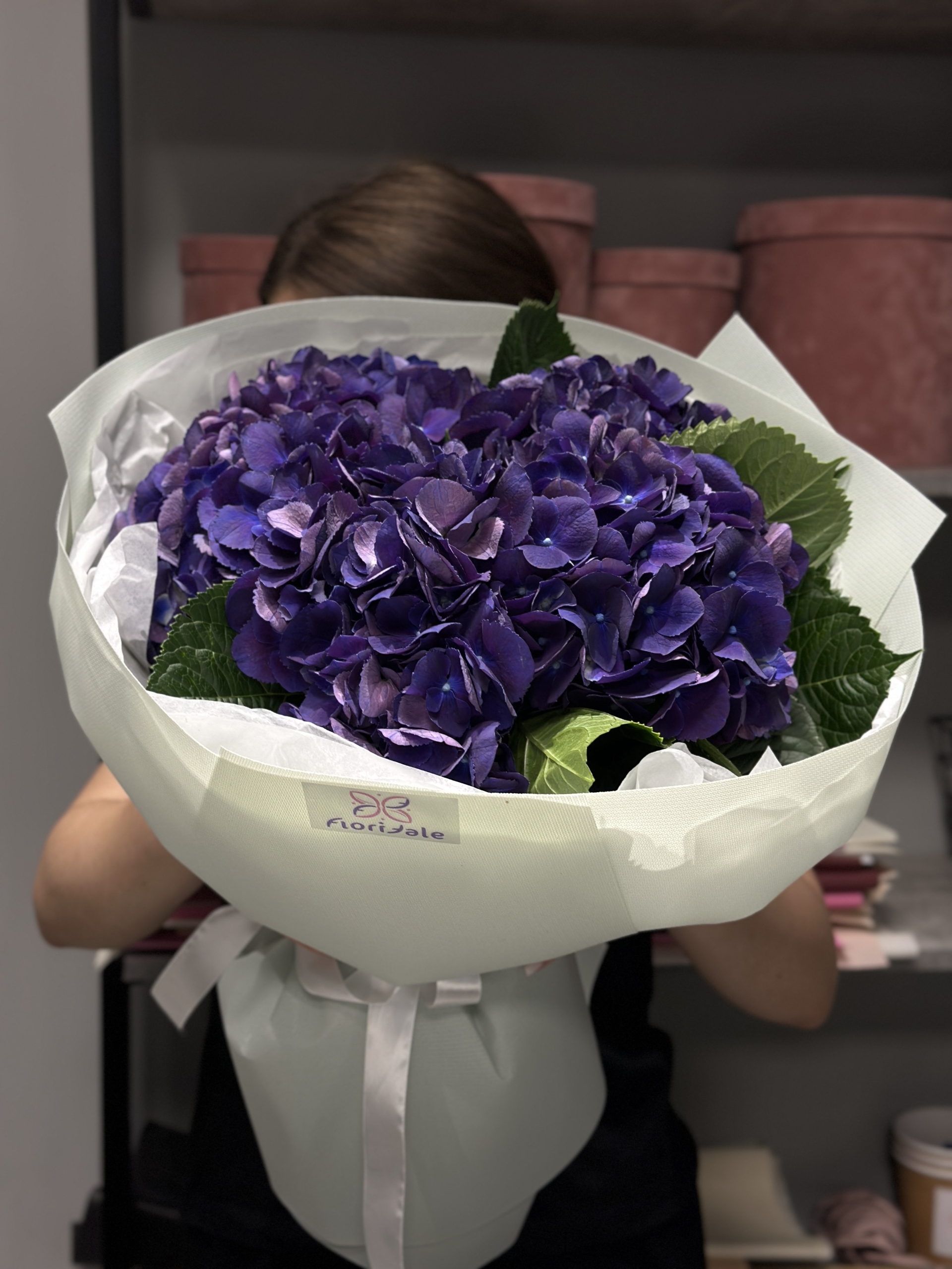 buket-gortenziy-nyui:-fioletovoe-velikolepie